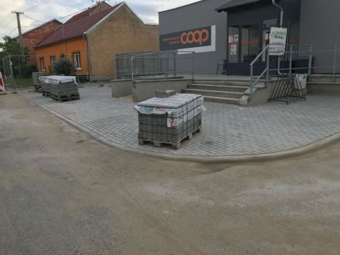 Rekonstrukce parkoviště vč. odvodnění dešťových vod