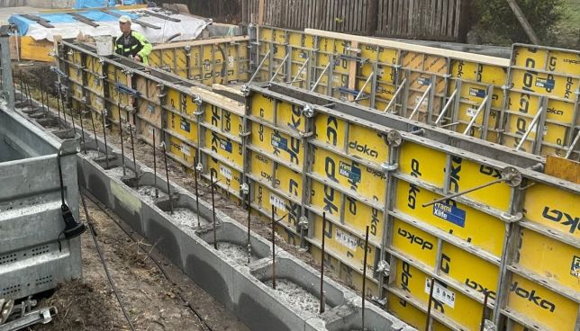 Výstavba RD včetně stavby krytého bazénu, stavba na klíč